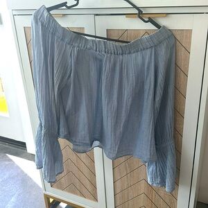 Club Monaco powder blue off the shoulder peasant blouse. Sz M